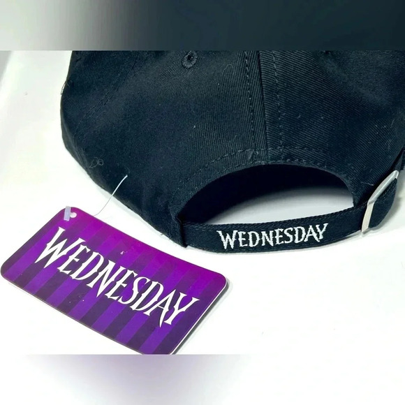Wednesday - Nightshade  Society Hat - BNWT 🪦💀 - Picture 5 of 8